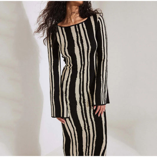 Stripped Knitted Flare Long Sleeve Maxi Dress