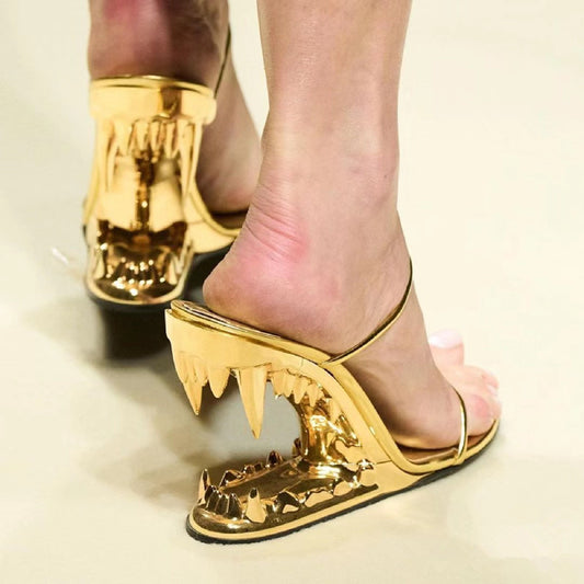 Gold Patent Leather High Heeled Fang Sandals